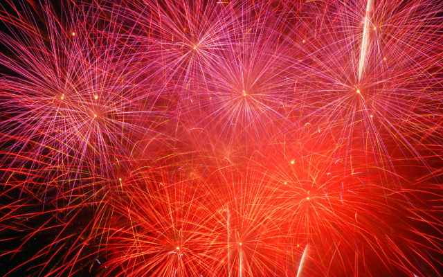 Where Can You See Fireworks in Kern County This Year?